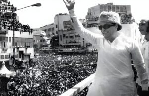 எதிர்பார்க்காத அளவு மக்கள் கூட்டம்..!! தோல்வியை பார்க்காத அரசியல் நாயகன்.. வரலாற்றில் இடம் பிடித்தவர் எம்.ஜி.ஆர்..!!